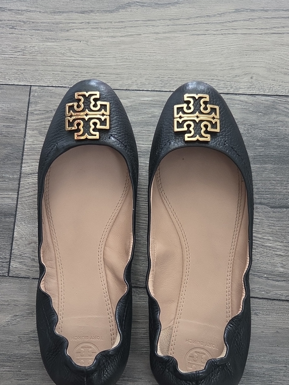 Tory Burch Black Leather Logo Ballet Flats